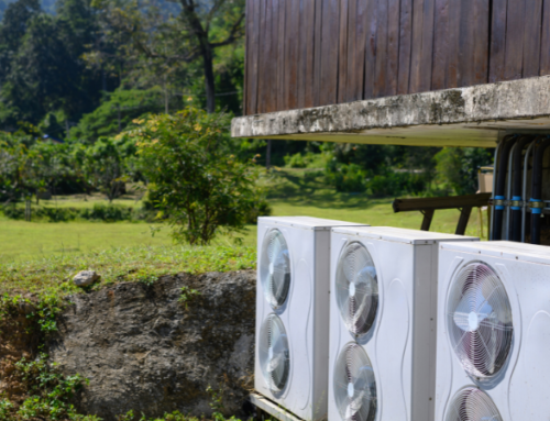 Tips Menyamarkan Unit Outdoor AC di Balkon atau Taman Tanpa Merusak Mesin